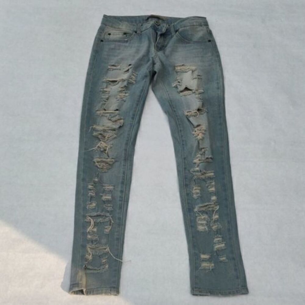 Juniors Destroyed Denim Jeans